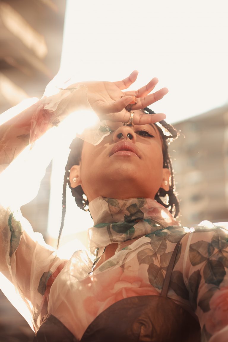 Projeto Mistura Fina apresenta o espetáculo ‘Afroglow’ de Inaê Régia em Porto Alegre