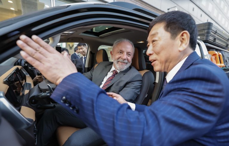 If it depends on my government, our relationship will be indestructible, says Lula in China