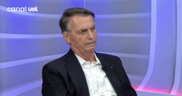 Bolsonaro volta a se vitimizar e acusa Alexandre de Moraes de ‘gana persecutória’