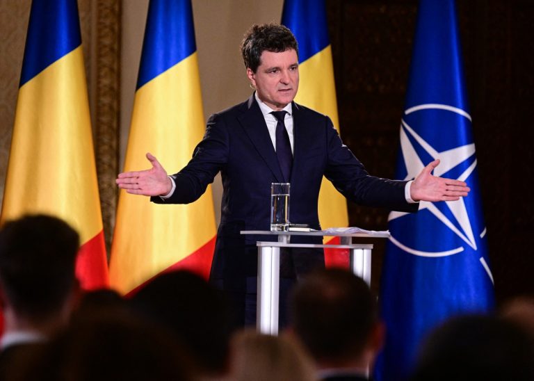 Candidatos pró-Europa derrotam extrema direita na Romênia e Polônia
