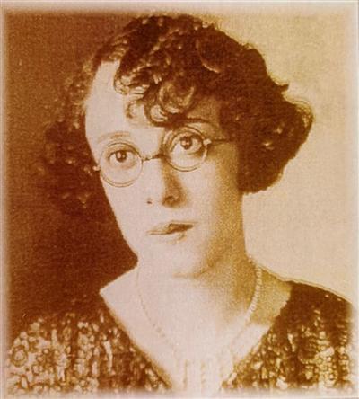 Prêmio Lila Ripoll  de poesia continua com inscrições abertas até 2 de junho