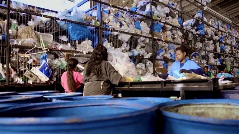 Centro de Educação Ambiental da Bom Jesus: onde a reciclagem se tranforma em cidadania