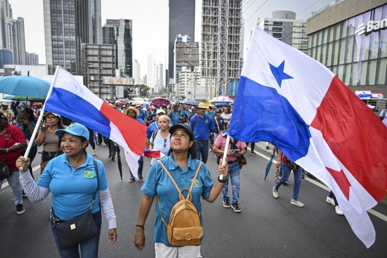 Um mês de mobilizações no Panamá marcado por rejeição social e repressão estatal