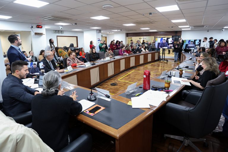 Violência de gênero avança no RS sob silêncio do governo, denunciam parlamentares