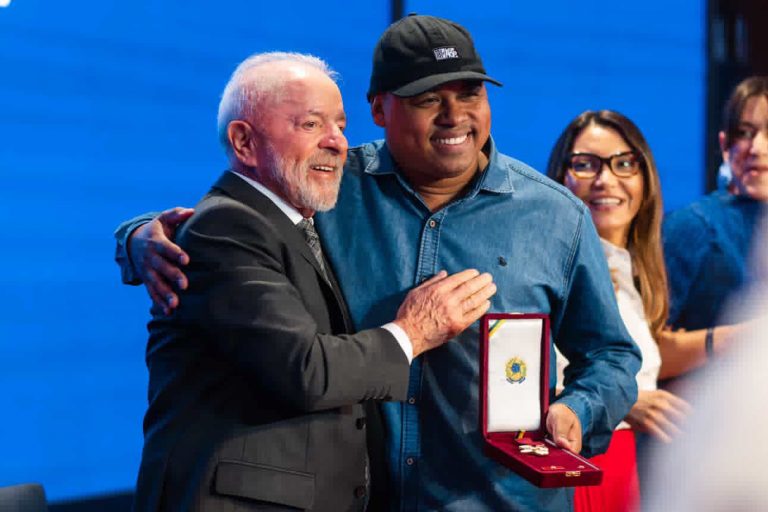 Rafa Rafuagi recebe Ordem do Mérito Cultural por trajetória no hip-hop 