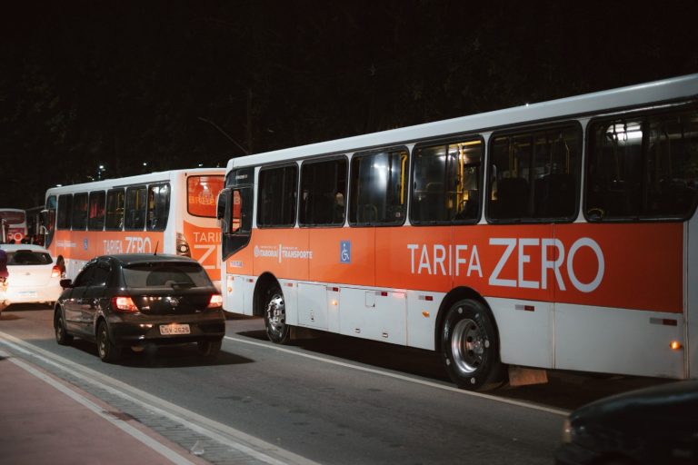 Tarifa Zero no RJ: estado lidera em proporção de municípios com passe livre em 16 cidades