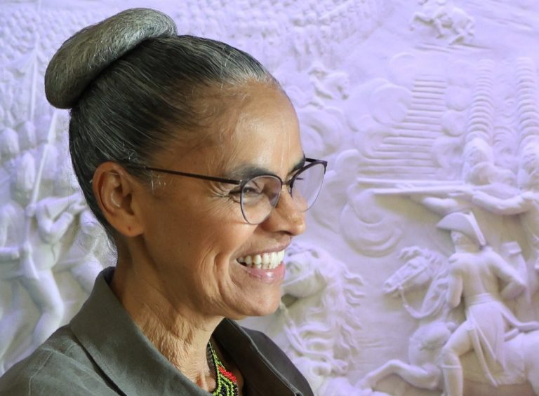 'Quem se compromete com ambiente é alvo de negacionistas', diz ambientalista sobre Marina Silva
