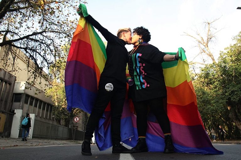 Porto Alegre e São Leopoldo recebem programação especial do Mês do Orgulho LGBTQIAPN+ 