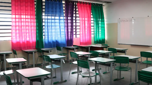 Sala de aula de escola pública do DF