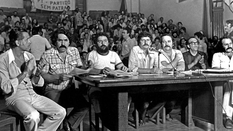 Esquerda e conjuntura global: da ditadura ao neoliberalismo
