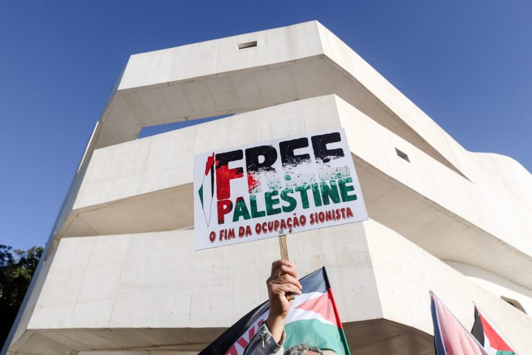 Marchas mensais em Porto Alegre (RS) vão exigir cessar-fogo e fim do bloqueio a Gaza