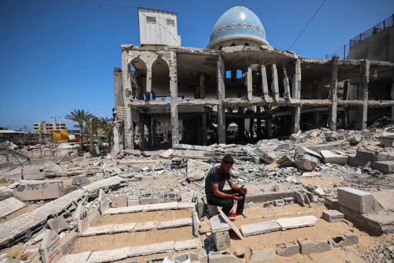ONG apoiada pelos EUA fecha centros de ajuda em Gaza