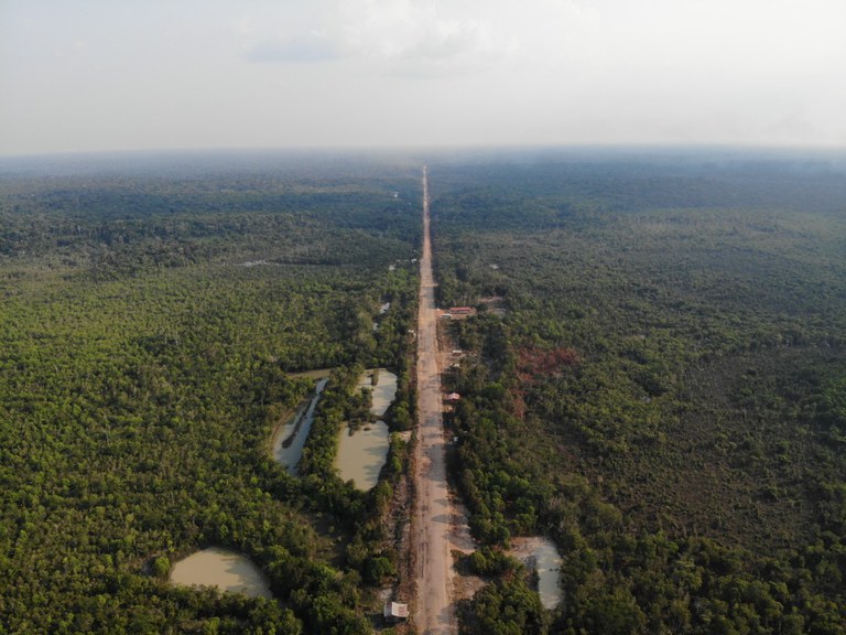 Com ‘batata quente na mão’: governo se perde entre metas climáticas e projetos de devastação
