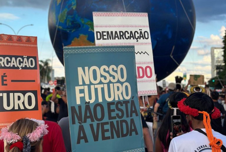 Sem demarcação, não há clima: povos indígenas cobram protagonismo em decisões ambientais
