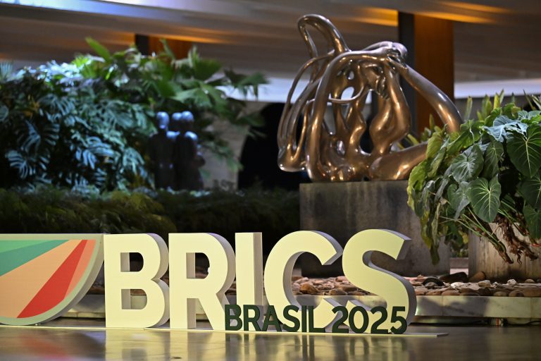 Assimetrias do lugar do Brasil no Brics