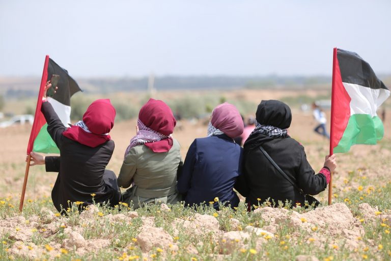 Cine Cidadania realiza debate sobre massacre na Palestina na próxima terça-feira (10)