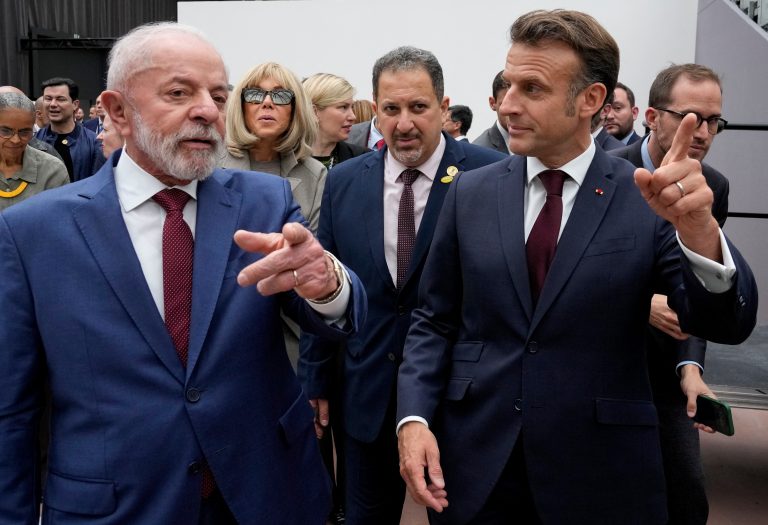 Lula diz que França deve propor mudanças sobre acordo UE-Mercosul se vê problemas