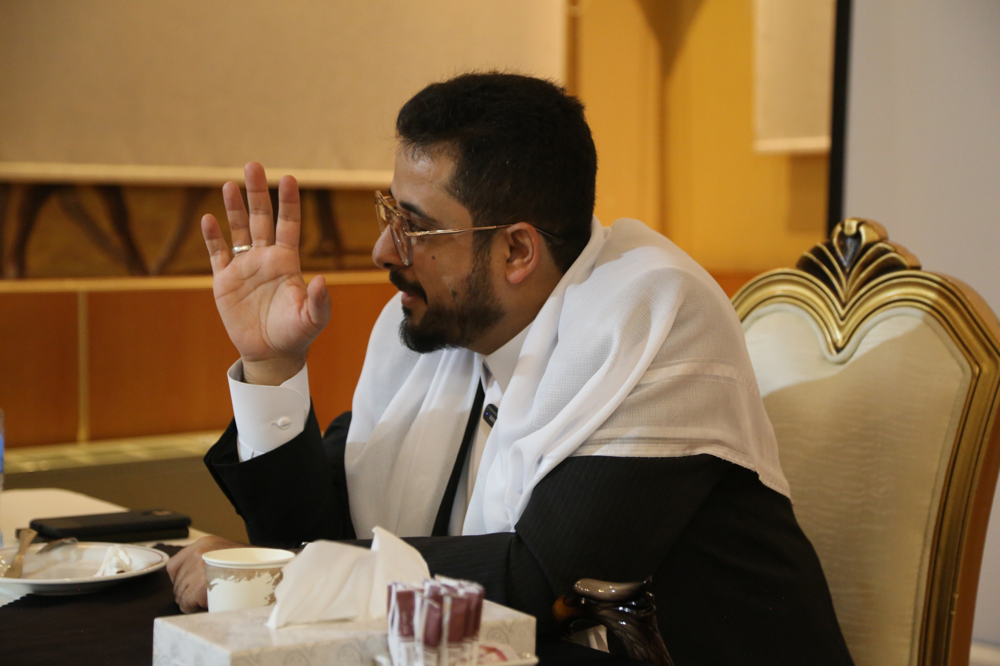 O embaixador houthi no Irã, Ebrahim Al-Dailamni, em entrevista concedida em Teerã