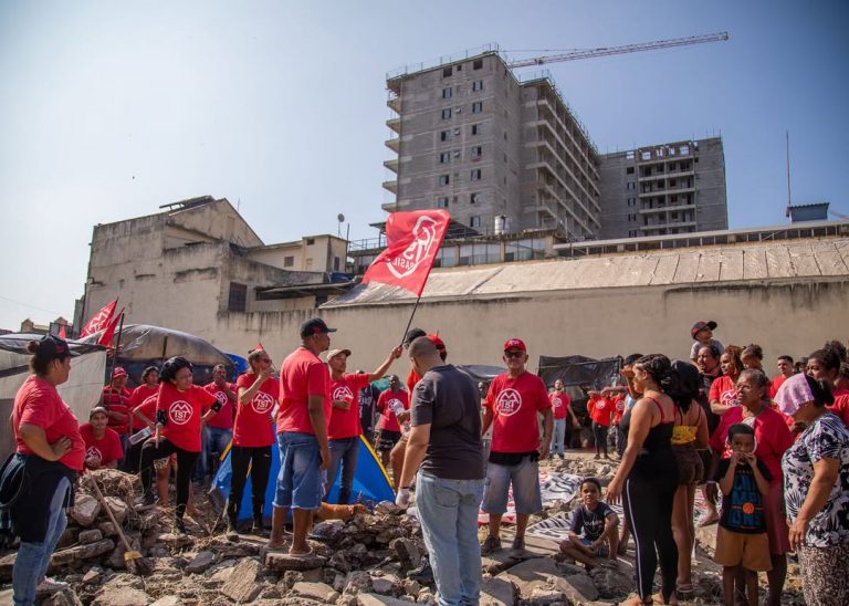 MTST reforça campanha de doações para manter ocupação no centro do Rio