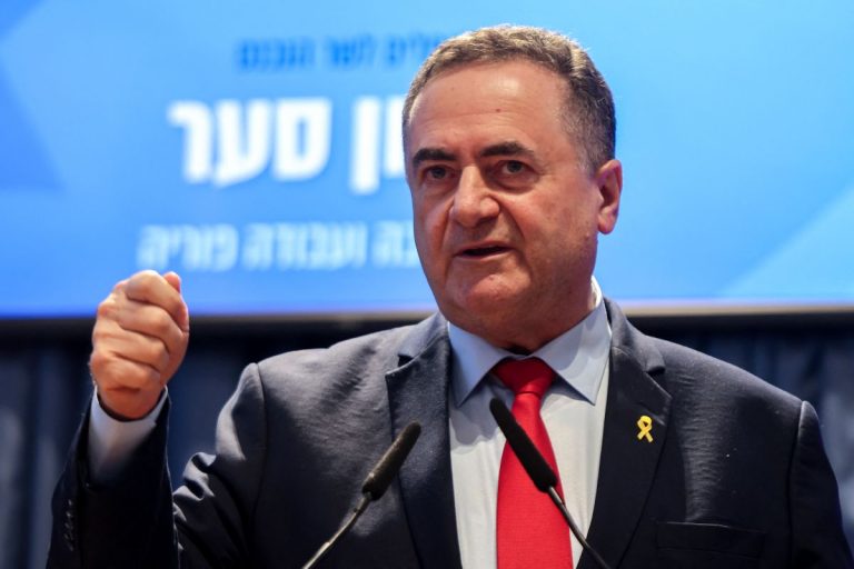 Israel bombardeia Irã em escalada do conflito no Oriente Médio