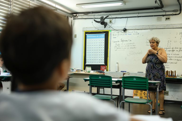 Lutas docentes no Brasil: uma longa história