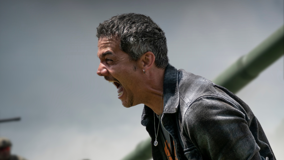 O ator Wagner Moura em cena do filme "Guerra Civil"