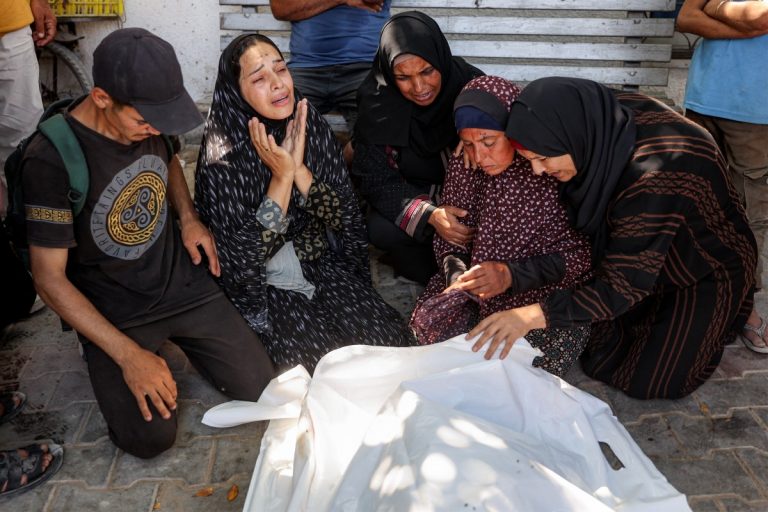 Israel mata 82 em Gaza e Netanyahu condiciona fim do genocídio à extinção do Hamas