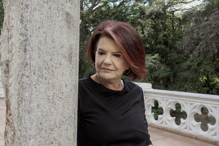 Novo livro de Hilda Simões Lopes traz a história das vivandeiras e a evolução feminista no RS