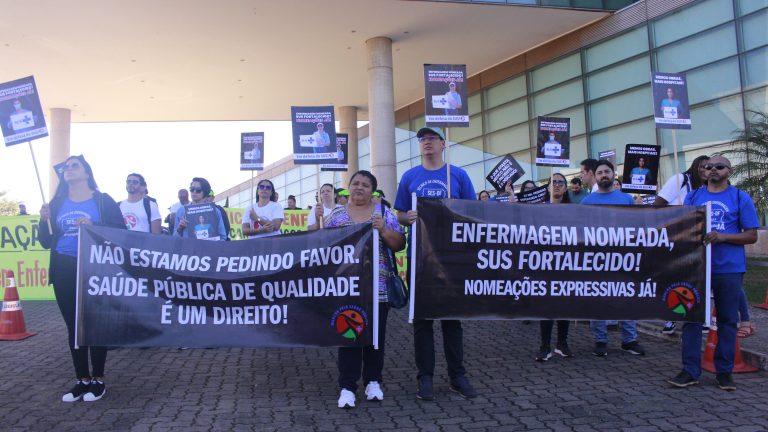 Marcha pela Saúde Pública denuncia colapso e abandono da saúde no DF