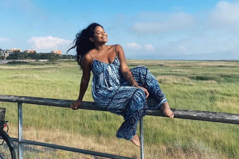 Mulheres negras, como Juliana Marins, merecem a liberdade de conhecer o mundo com segurança