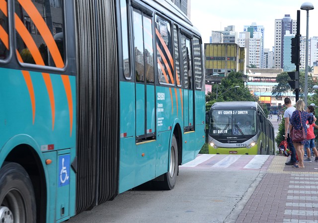 Cuidar do povo é garantir transporte gratuito na cidade