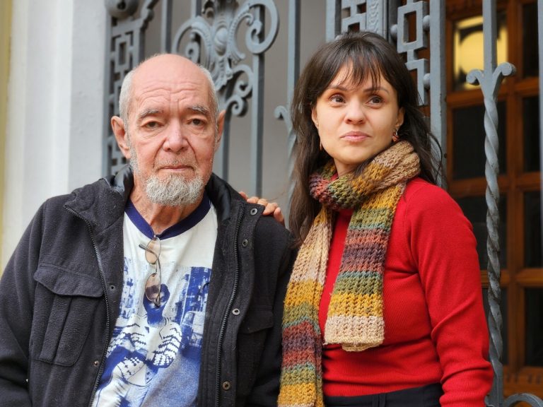 Cristiane Marçal e Jimi Joe lançam o livro 'Esta Não Era Pra Tocar No Rádio' em Porto Alegre