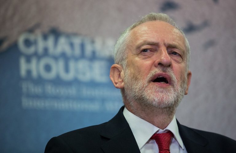 Reino Unido terá novo partido de esquerda, anuncia Jeremy Corbyn: 'Pobreza não é inevitável'
