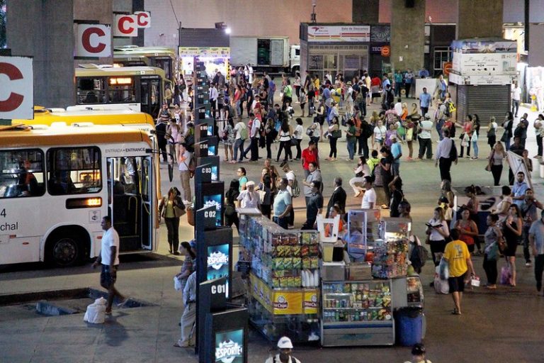 Especialistas criticam falta de poder e representação popular em novo plano de mobilidade do DF