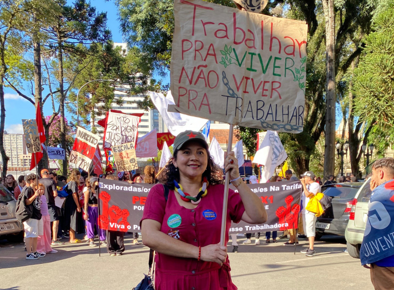 'Escala 6x1 é a escravidão moderna e para a mulher é ainda pior', diz Dandara Tonantzin