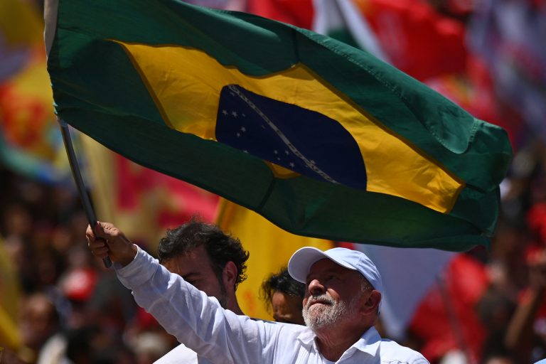 Esquerda vê tarifa de Trump como trunfo para resgate da soberania como bandeira progressista 