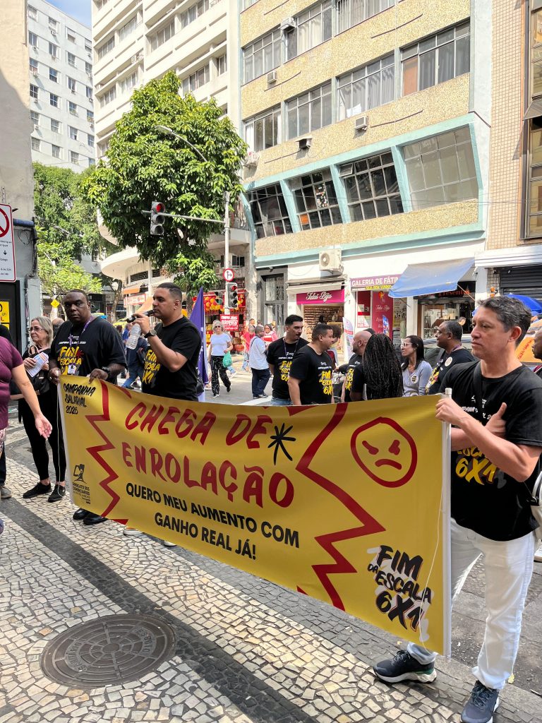Comerciários terão 7% reajuste no piso salarial no Rio