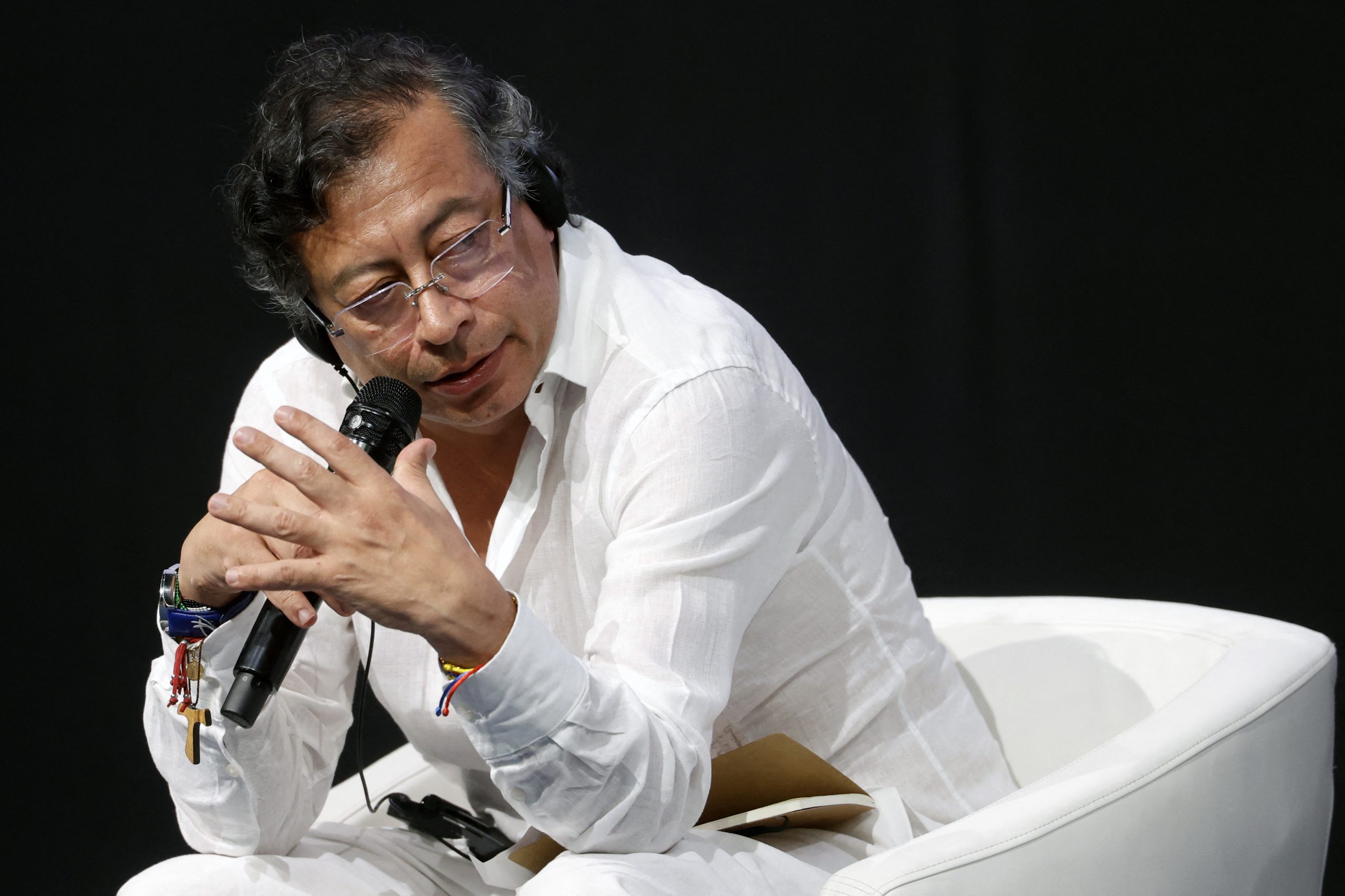 O presidente da Colômbia, Gustavo Petro, disse que é preciso esgotar as ferramentas diplomáticas antes de uma ação militar
