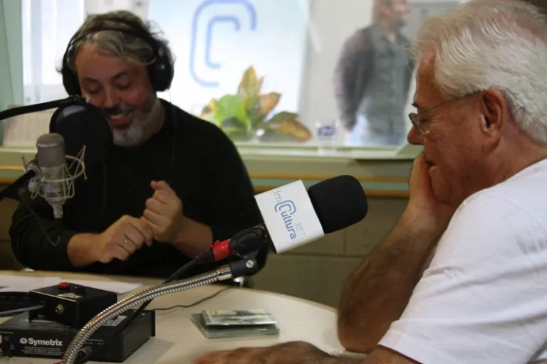 Demétrio Xavier reestreia 'Cantos do Sul da Terra' após seis meses fora do ar