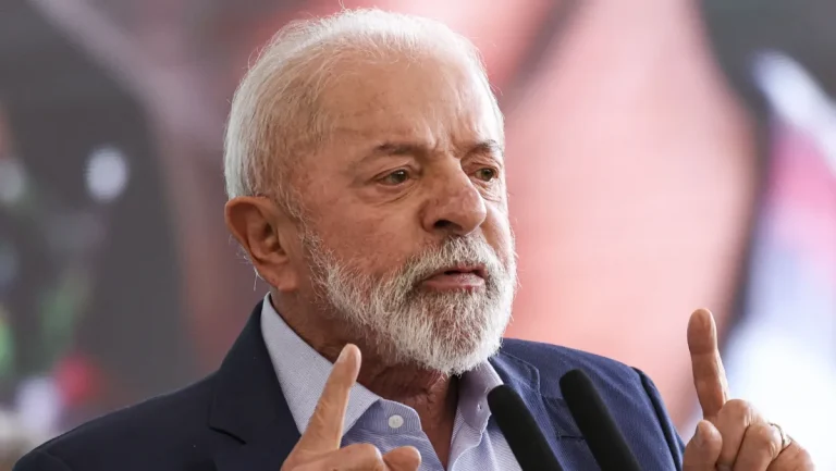 Em pronunciamento, Lula chama tarifas de 'chantagem' e quem as apoia de 'traidores da pátria'