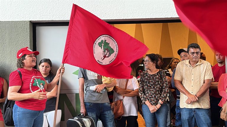 MST ocupa Incra no Ceará em demanda por crédito e educação no campo
