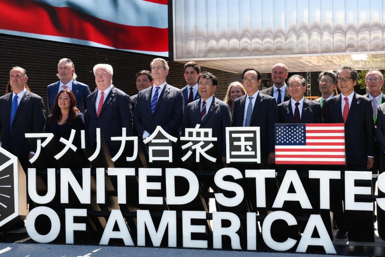 Japão assina acordo para investir nos EUA, mas setor automotivo estadunidense pode ser afetado