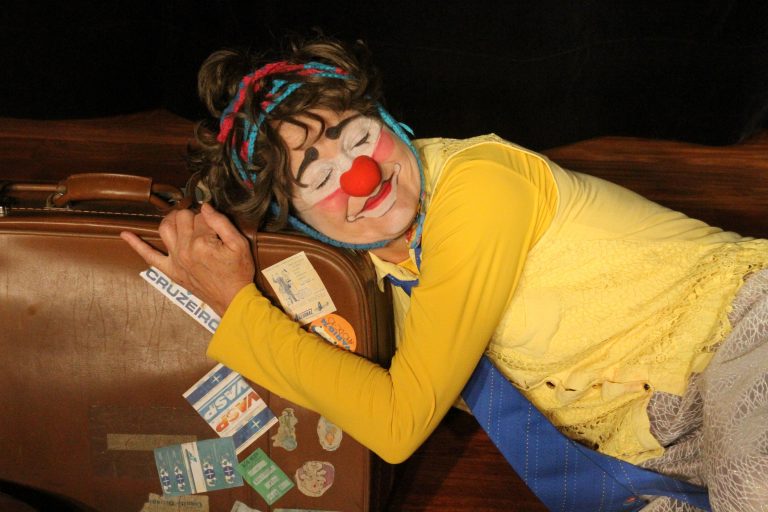 Projeto leva teatro popular e acessibilidade a comunidades do RS