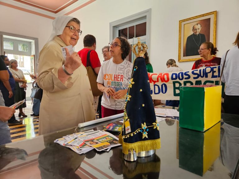Deputados pernambucanos debatem redução do IR da classe média e fim da escala de trabalho 6x1