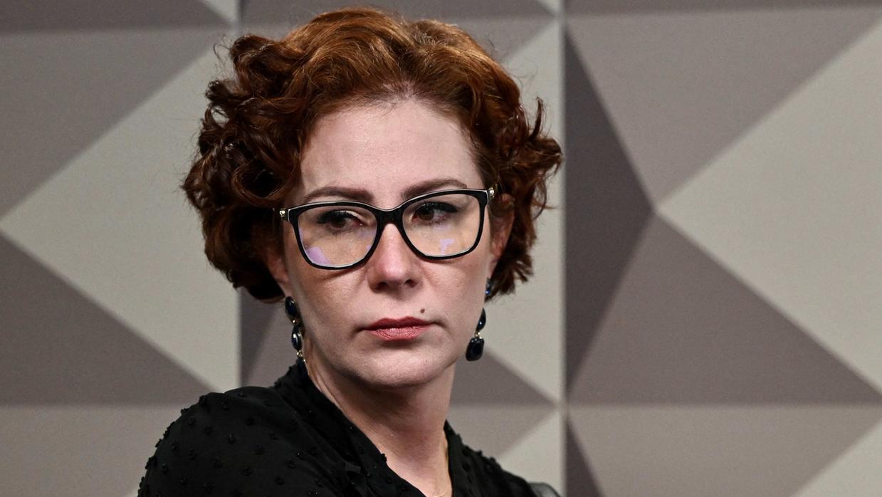 Carla Zambelli foi presa na Itália, onde tem cidadania