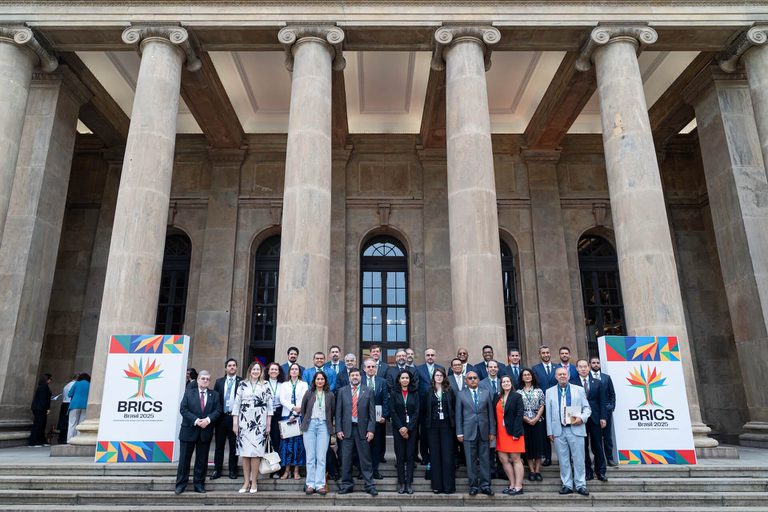 No Rio de Janeiro, representantes da sociedade civil apresentam reivindicações do sul global aos chefes de Estado do Brics