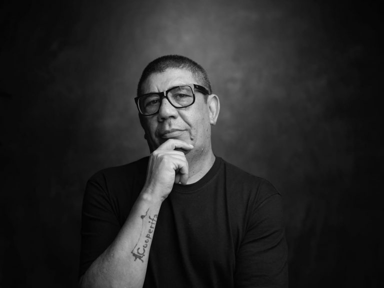 'Na periferia, nunca se leu tanto quanto hoje', avalia poeta Sérgio Vaz