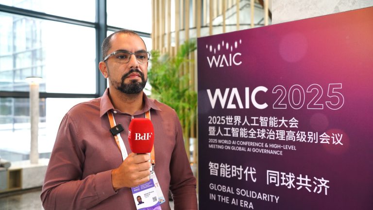 China busca Brasil para soluções em tecnologia fiscal e tributária, revela diretor do Serpro
