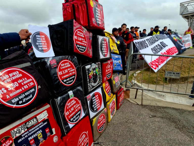 Entregadores denunciam 'escravidão moderna' em evento do iFood com ingressos a R$ 1 mil