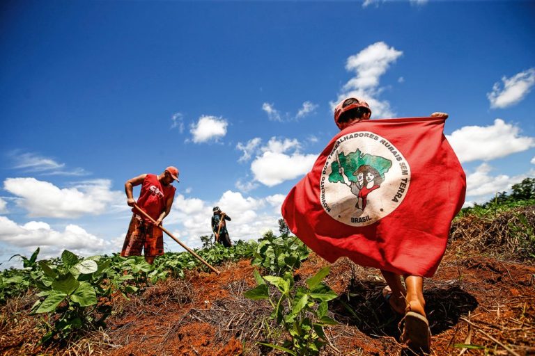 'Congresso é inimigo e povo precisa abrir olhos': MST cobra governo e convoca sociedade à luta 